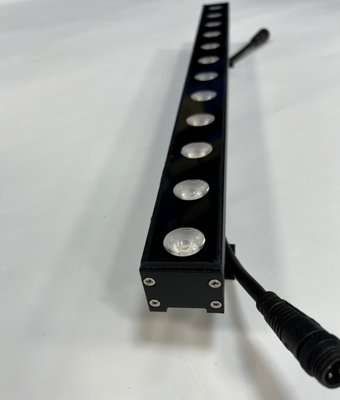 Angle 20°x60°/30°/60°/90° LED Wall Washer Lights L1000mmX52mmX72mm Size Operating Temp -10C – 40C for Indoor and Outdoor