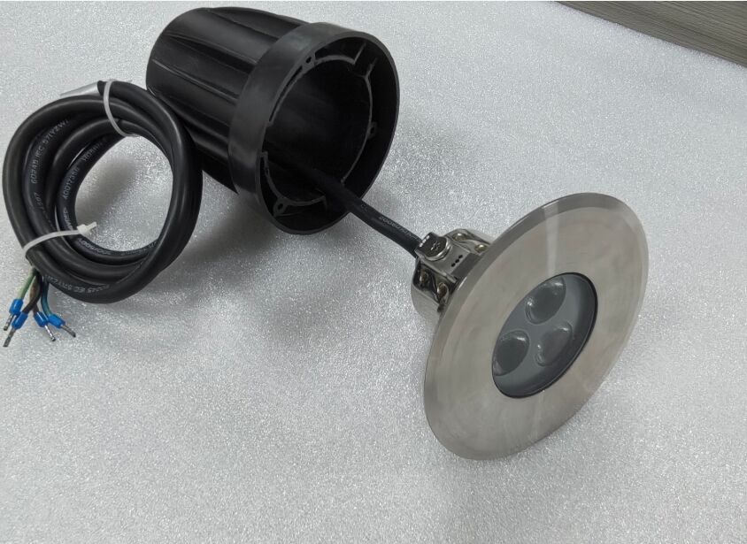 100lmw LED Pool Spotlights 98mmx88mm Durable Waterproof Outdoor Lighting Solutions for Commercial and Residential Pools