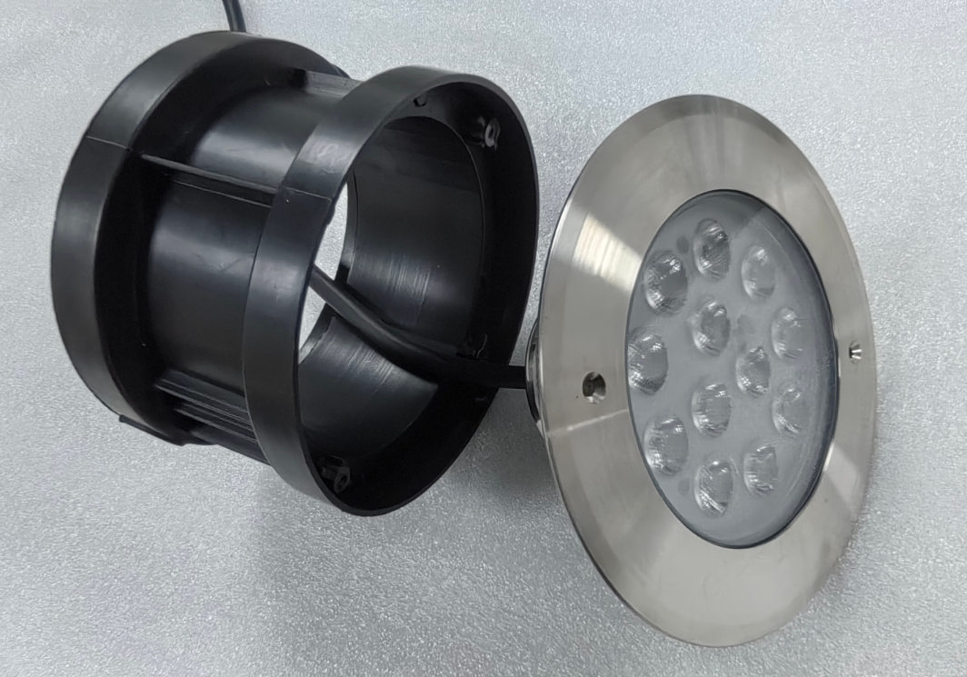 316L Stainless Steel Underwater LED Lights Offering 100lmw Light Efficiency Perfect for Aquariums Ponds and Water Features